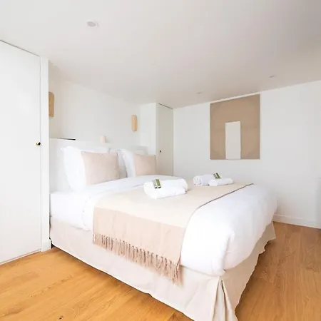 Chic Parisian Loft In Bastille Area Apartment