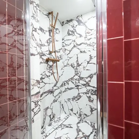 Chic Parisian Loft In Bastille Area Apartment Paris