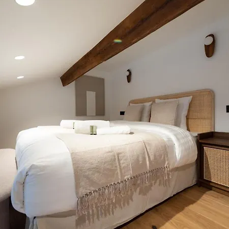 Apartment Chic Parisian Loft In Bastille Area *