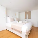 Chic Parisian Loft In Bastille Area